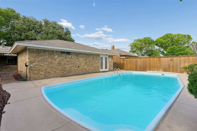 2708 Downing Drive, Plano, TX 75023