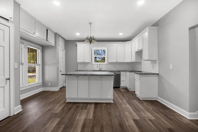 201 N Pine Street, Corrigan, TX 75939