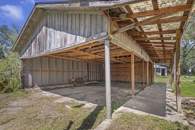 201 N Pine Street, Corrigan, TX 75939