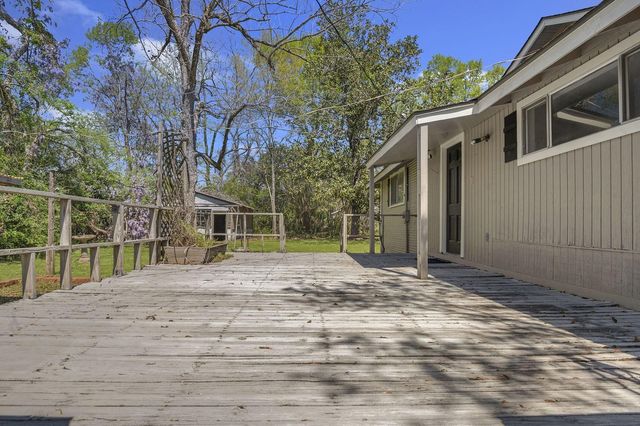 201 N Pine Street, Corrigan, TX 75939