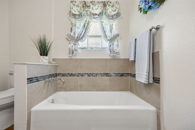 2903 Country Place Court, Carrollton, TX 75006