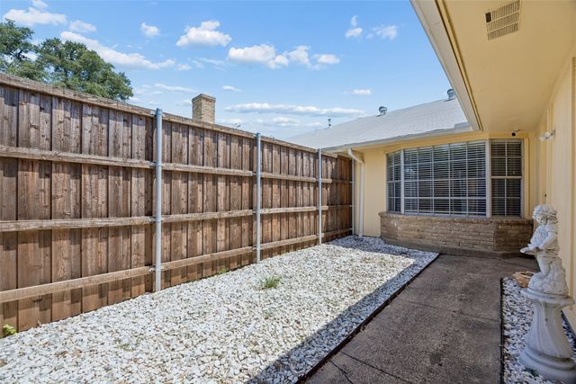 2903 Country Place Court, Carrollton, TX 75006