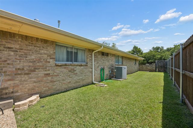 2903 Country Place Court, Carrollton, TX 75006