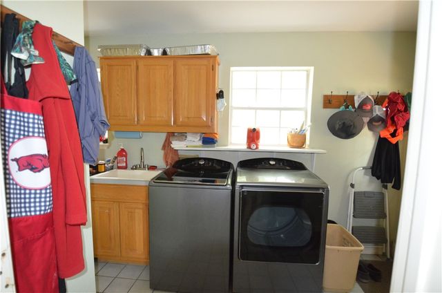 173 N Double Springs Road, Farmington, AR 72730