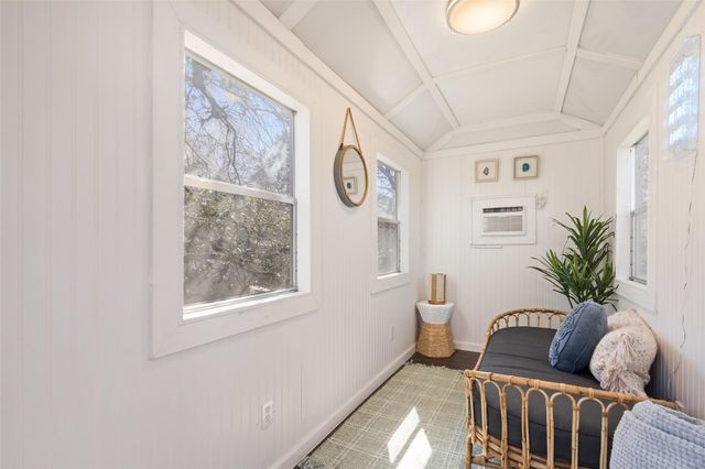 2012 Indian Creek RD, Austin, TX 78734