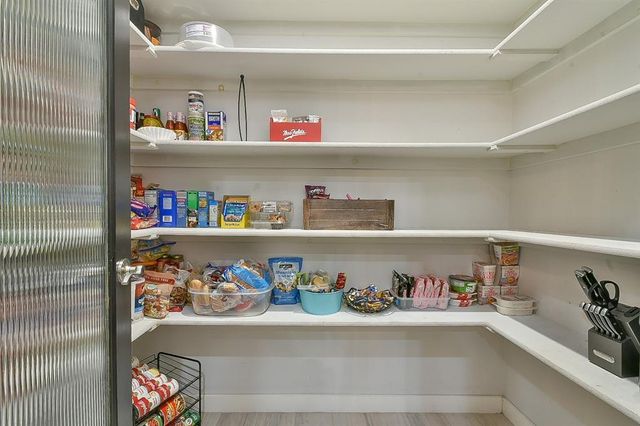 2516 Thunder Canyon Court, Edmond, OK 73034