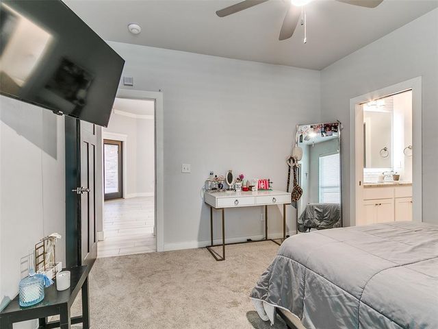 2516 Thunder Canyon Court, Edmond, OK 73034