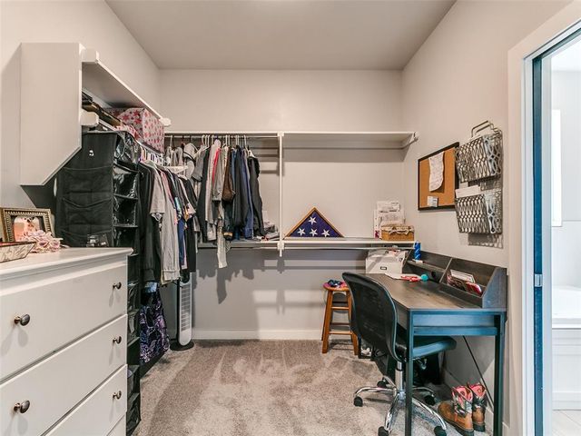 2516 Thunder Canyon Court, Edmond, OK 73034