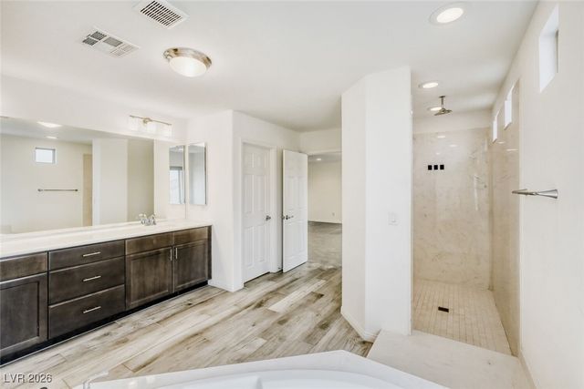 5716 Texas Creek Avenue, Las Vegas, NV 89141