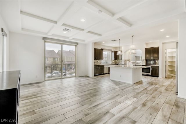 5716 Texas Creek Avenue, Las Vegas, NV 89141