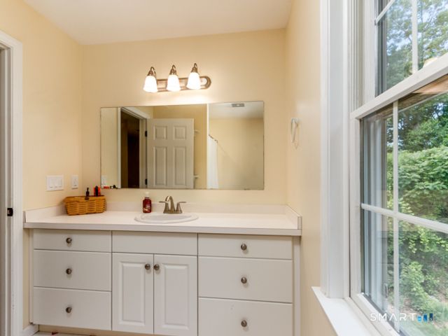 34-R Goldfinch Road, Durham, CT 06422