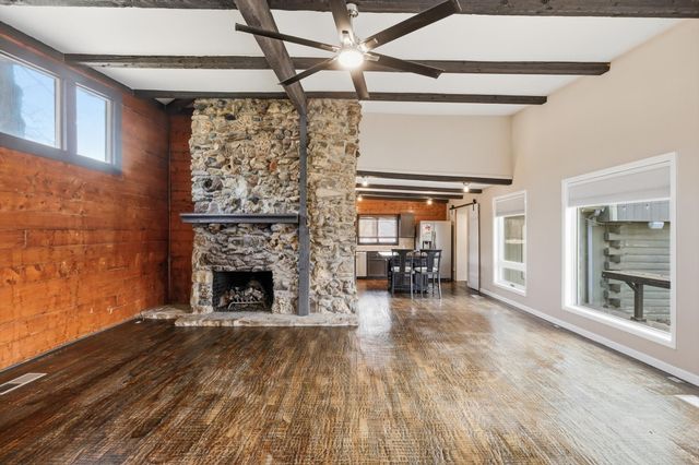 828 Highland Village Road, Highland Village, TX 75077