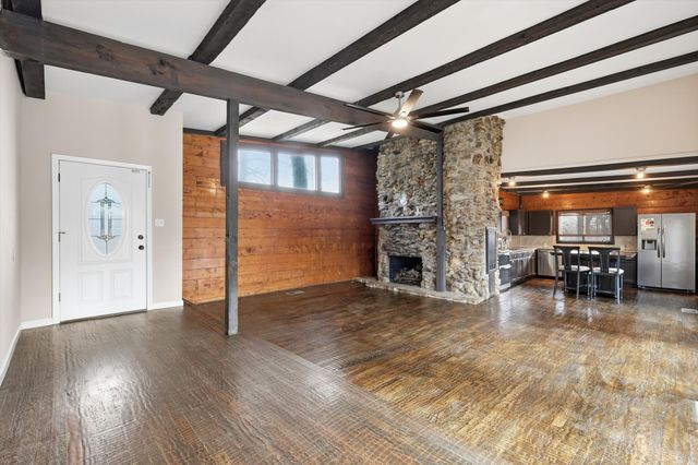 828 Highland Village Road, Highland Village, TX 75077