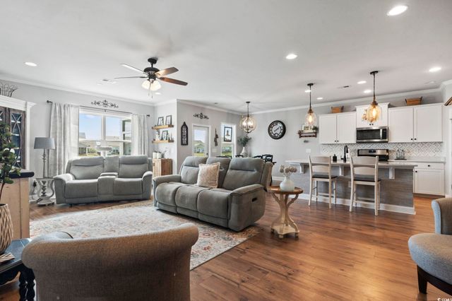 2027 Wilbraham Dr., Myrtle Beach, SC 29579