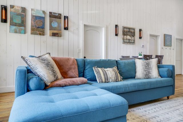 59 Overlook Drive, Blue Ridge, GA 30513