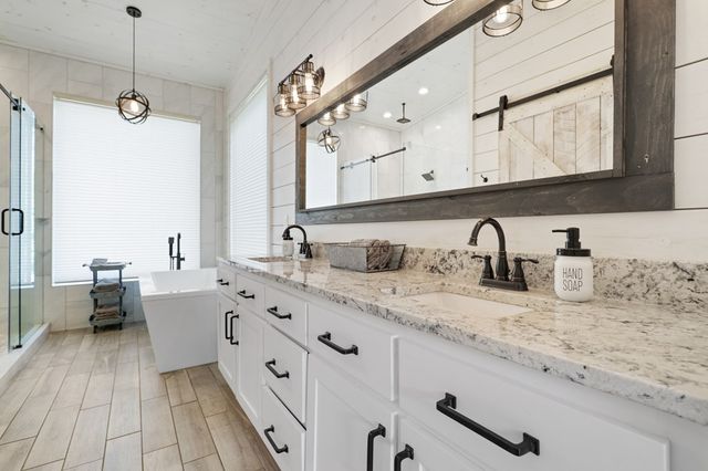 59 Overlook Drive, Blue Ridge, GA 30513