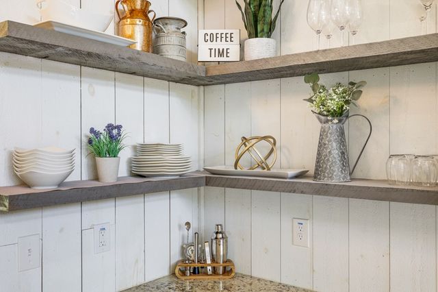 59 Overlook Drive, Blue Ridge, GA 30513