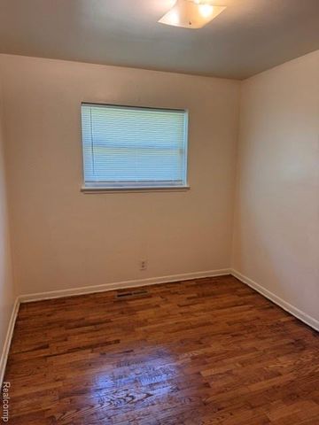 1313 Barbara Drive, Flint, MI 48505