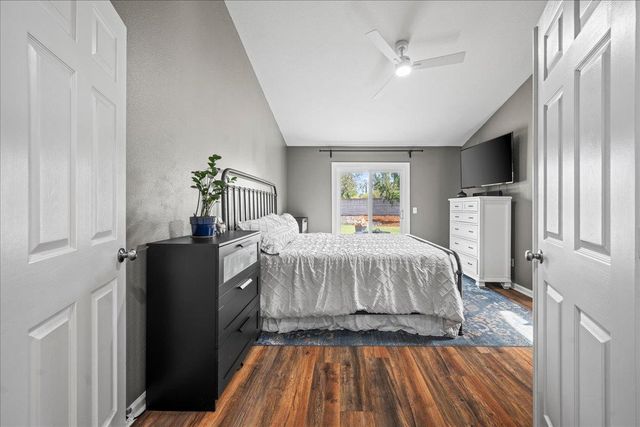 902 Calle Campana Ct, Roseville, CA 95747