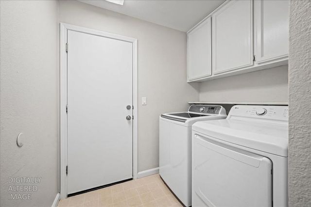 902 Calle Campana Ct, Roseville, CA 95747