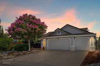 902 Calle Campana Ct, Roseville, CA 95747
