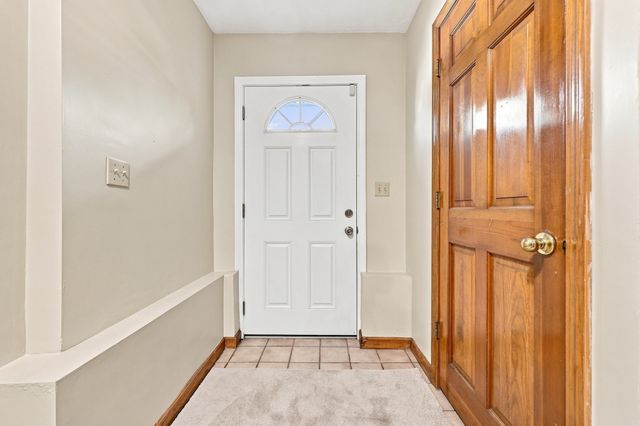 198 Elm Street 198, Marlborough, MA 01752