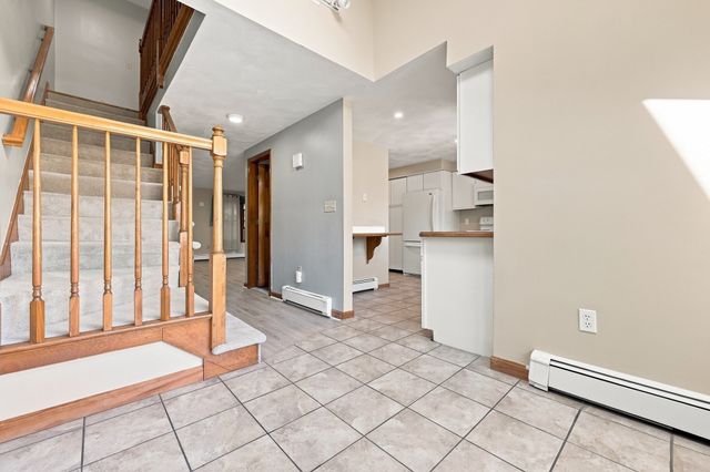 198 Elm Street 198, Marlborough, MA 01752