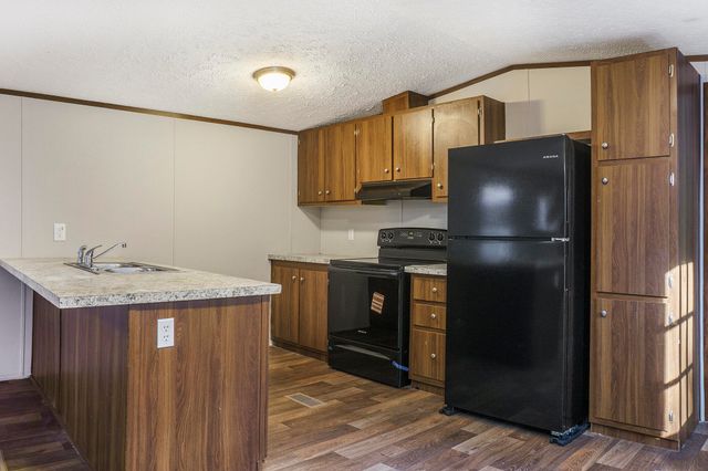 108 Browns Family Place, Cross, SC 29436