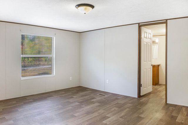 108 Browns Family Place, Cross, SC 29436