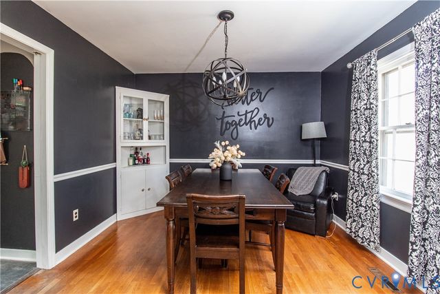 202 Homestead Dr, Colonial Heights, VA 23834