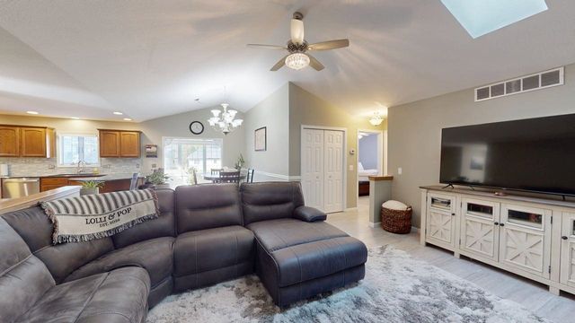 1667 E Gaylord Street, Mount Pleasant, MI 48858