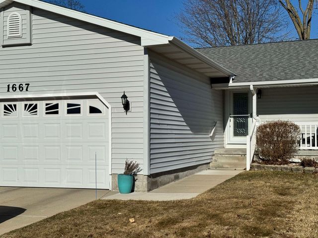 1667 E Gaylord Street, Mount Pleasant, MI 48858