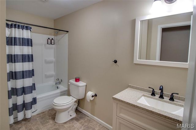 155 Roberts Street, Jerseyville, IL 62052