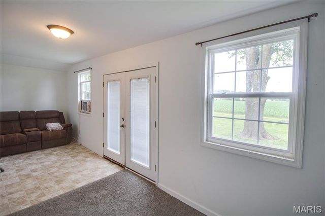 155 Roberts Street, Jerseyville, IL 62052