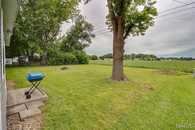 155 Roberts Street, Jerseyville, IL 62052