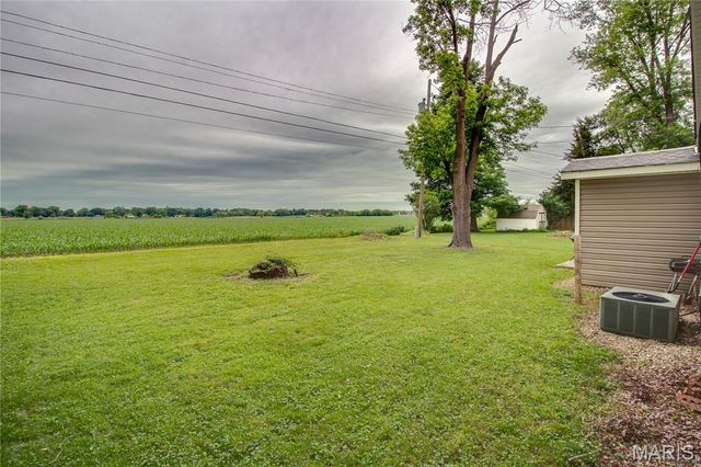 155 Roberts Street, Jerseyville, IL 62052