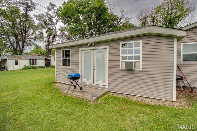 155 Roberts Street, Jerseyville, IL 62052