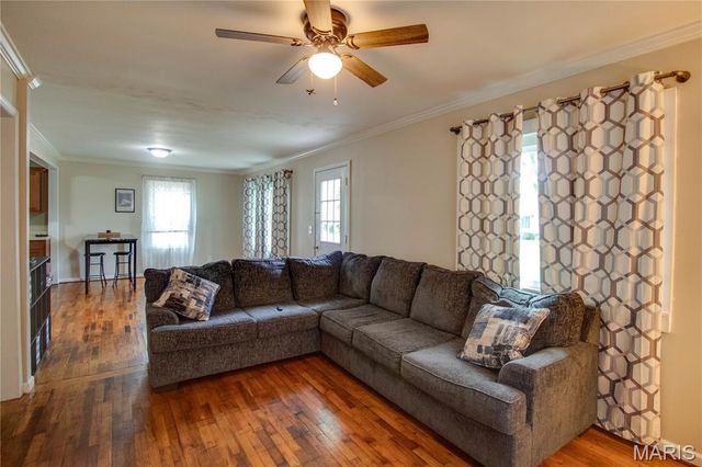 155 Roberts Street, Jerseyville, IL 62052