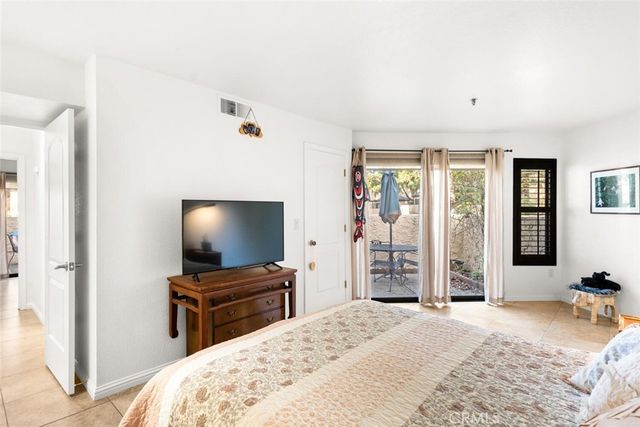 26 Sierra Lakeside Lane, Chico, CA 95928