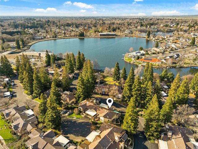 26 Sierra Lakeside Lane, Chico, CA 95928