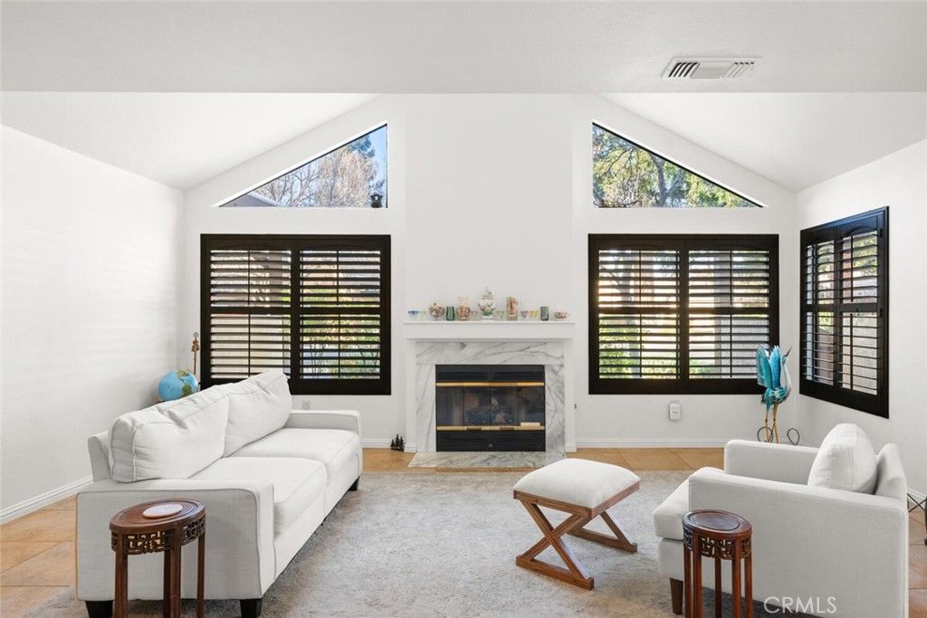 26 Sierra Lakeside Lane, Chico, CA 95928