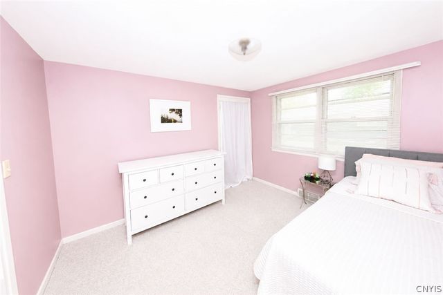 1330 Meadowbrook Drive, Syracuse, NY 13224