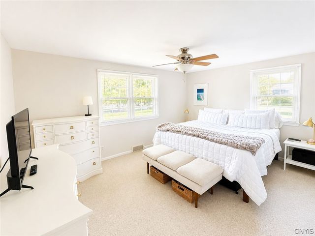 1330 Meadowbrook Drive, Syracuse, NY 13224