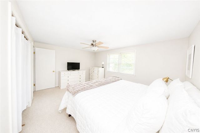 1330 Meadowbrook Drive, Syracuse, NY 13224