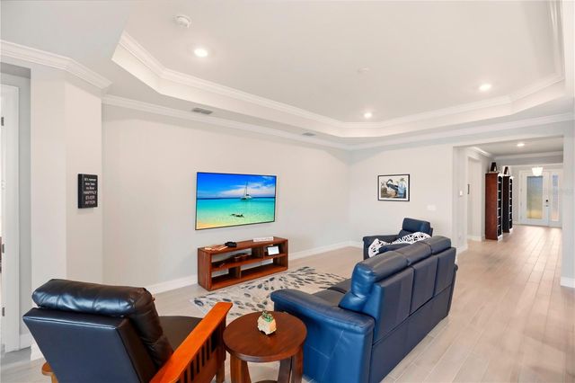 504 RAVELLO BOULEVARD, Nokomis, FL 34275