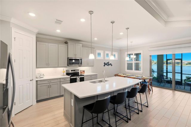 504 RAVELLO BOULEVARD, Nokomis, FL 34275