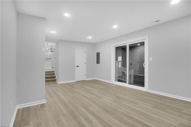 2 Edith Key ST, Hampton, VA 23666