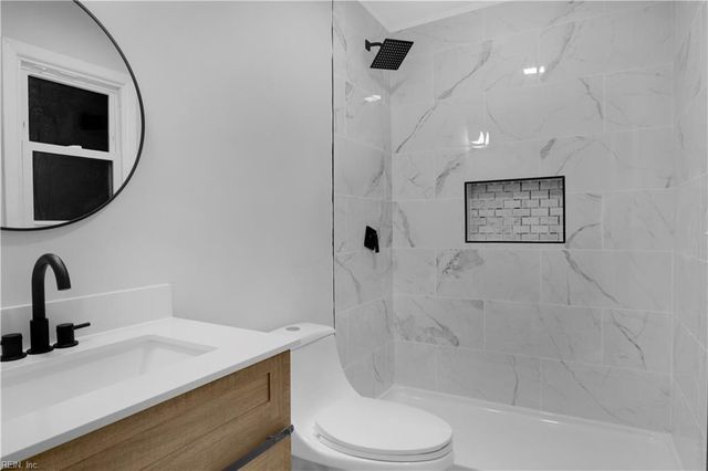 2 Edith Key ST, Hampton, VA 23666