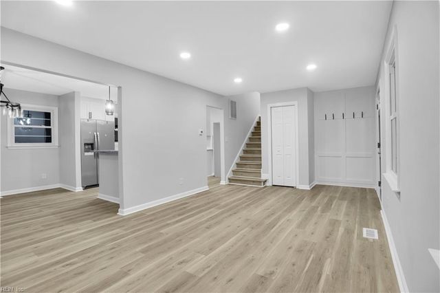 2 Edith Key ST, Hampton, VA 23666