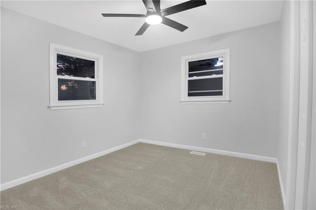 2 Edith Key ST, Hampton, VA 23666